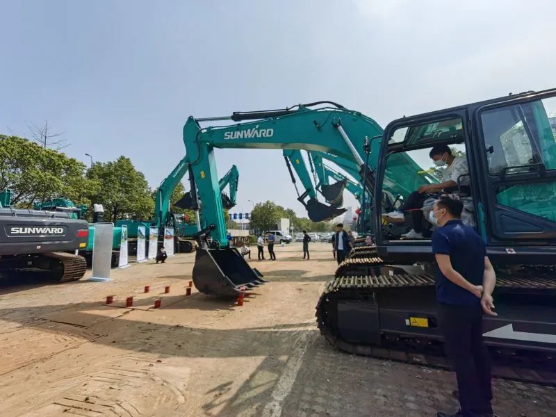 再现交机热潮!糖果派对官网智能中大挖一连向市场进军