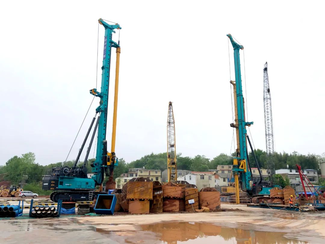 再啃“硬骨头”!糖果派对官网智能“超等桩备”助建燕矶长江大桥