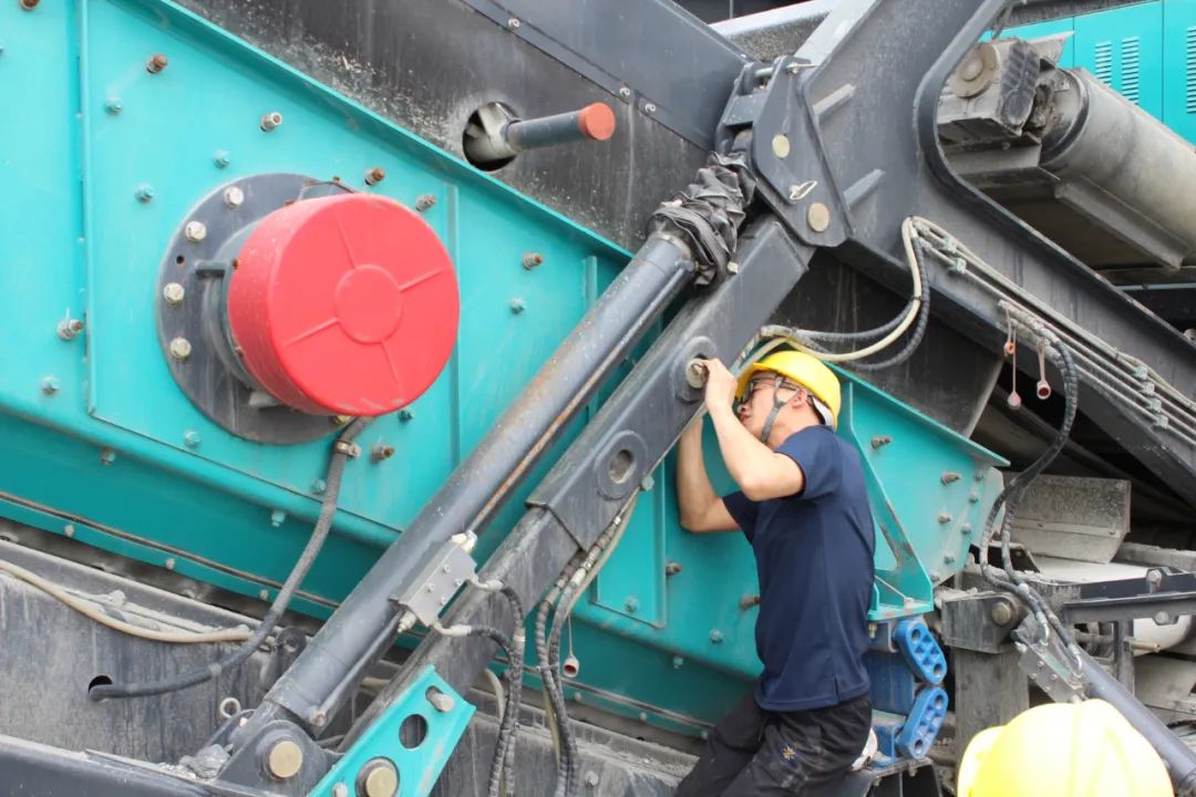 ��������ˣ��ǹ��ɶԹ�����ʯ�ա����������С��˶����Ⱦ�����