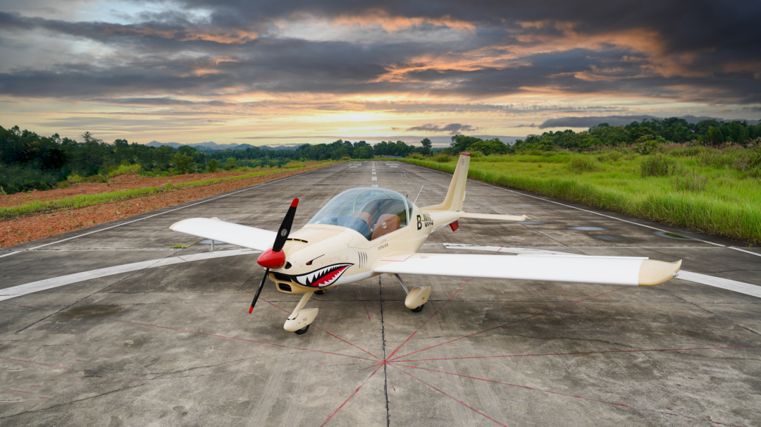 �ǹ��ɶԹ���-׷�󿵽�,����һ������