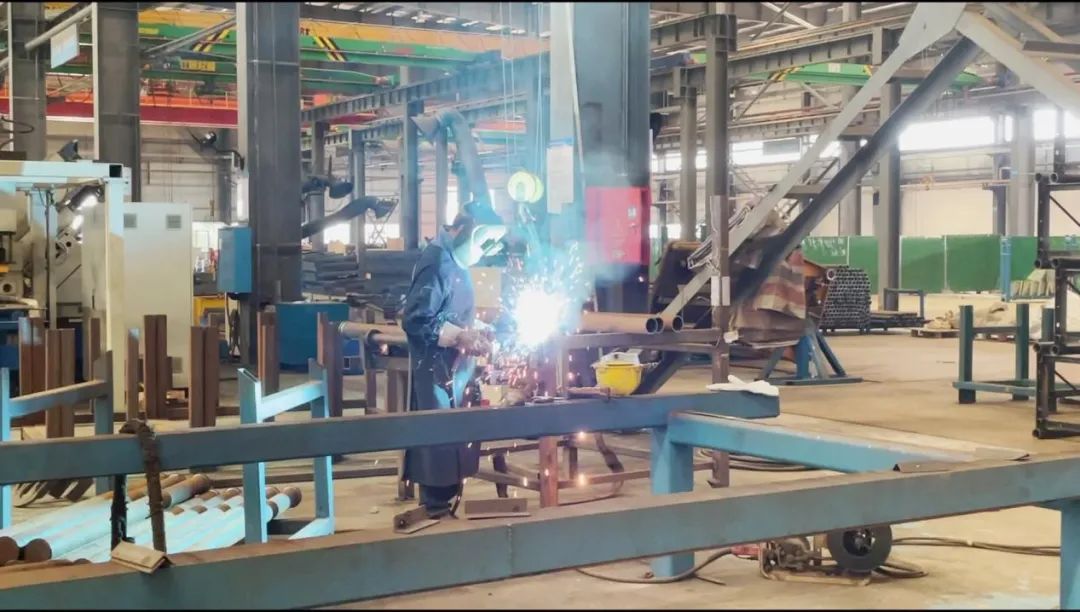 ͼ�� | ս������ӭ�������飡�ǹ��ɶԹ��������ж�