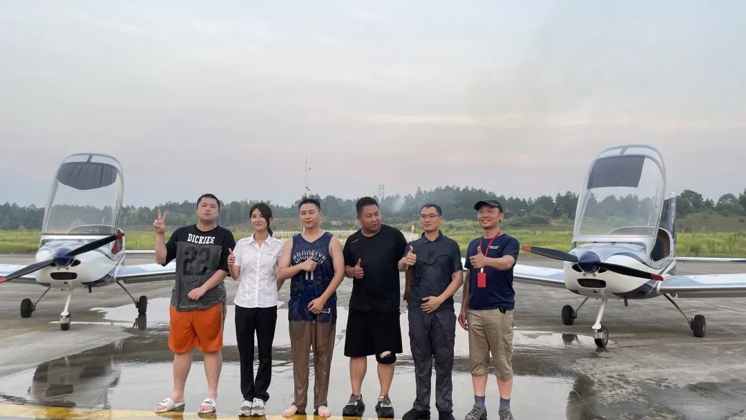 ³åÉÏÔÆÏö£¡ºþÄÏÌǹûÅɶԹÙÍøÍ¨º½Ñ§Ô±Àֳɵ¥·É