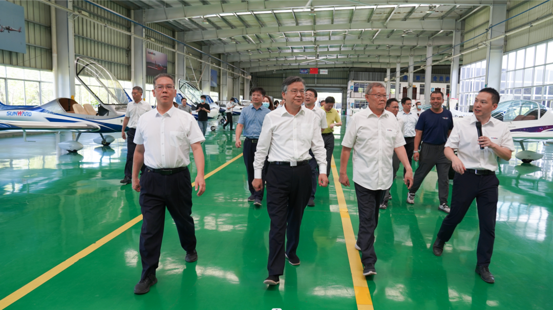 ����ʡί��ί������ʡ�����ѫһ�п�������ǹ��ɶԹ����Ƽ�