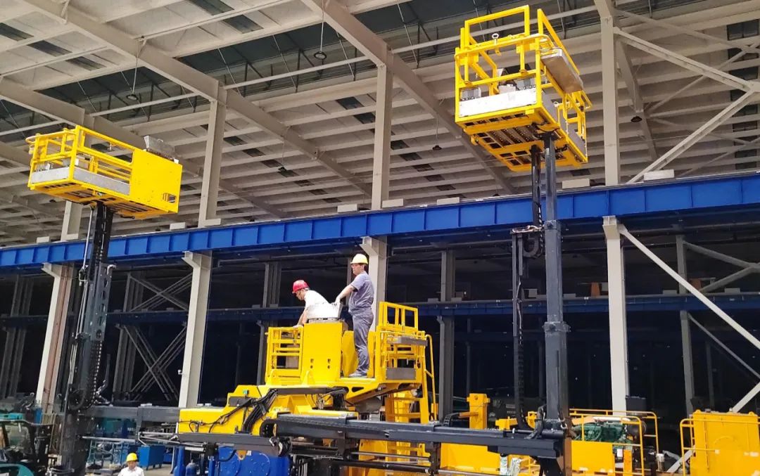 为铁路运输保驾护航!糖果派对官网智能自主研制首套三平台作业装置乐成交付