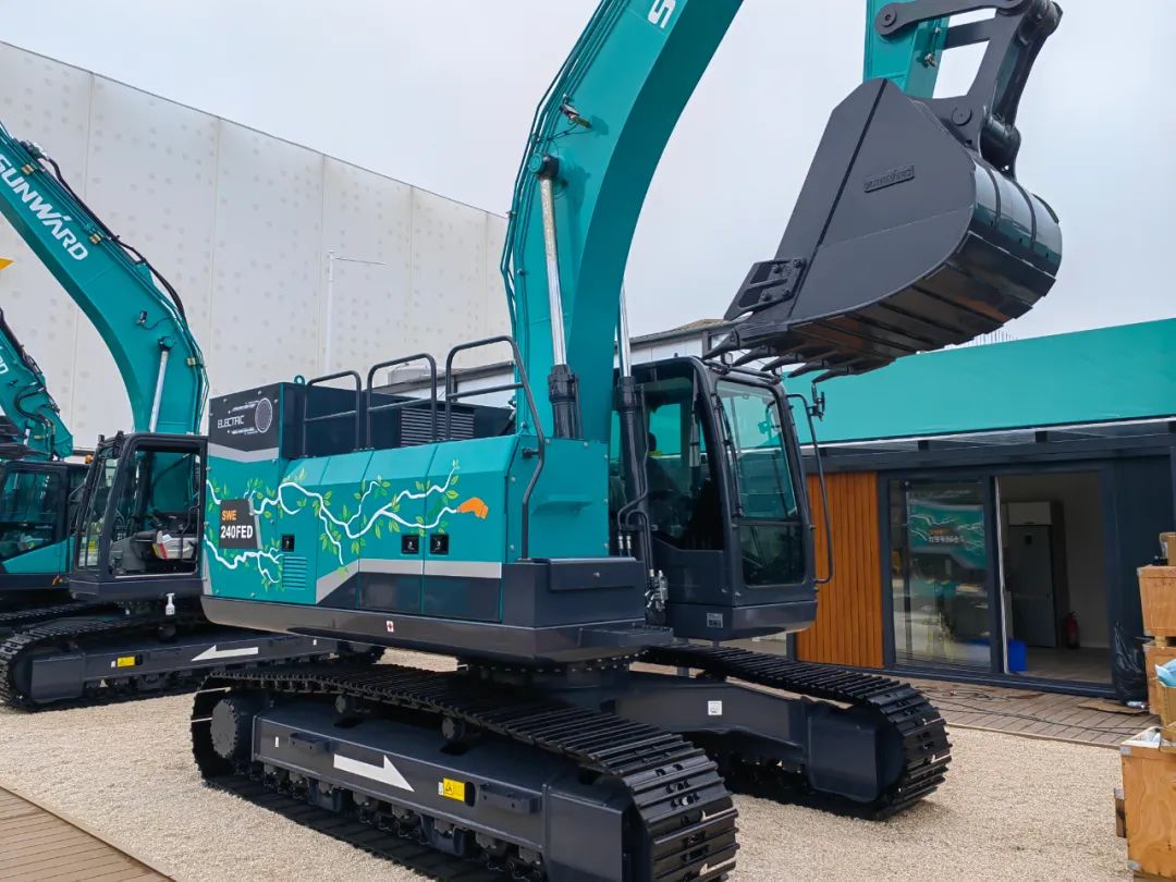 Bauma 2022 | �߶˶��ơ��̶�δ�������ǹ��ɶԹ������ܼ���Я20��������Ʒ�ٵǵ¹�����չ