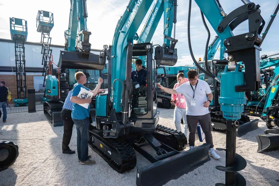 Bauma 2022 | ���ƶ��е��»����ǹ��ɶԹ������ܵ¹�����չԲ���չ�