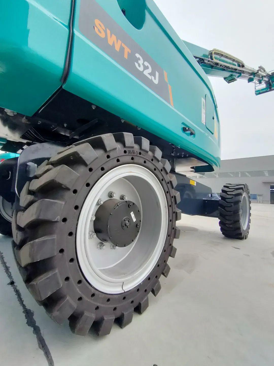 �������ţ��ǹ��ɶԹ������ܹ��Ŀ�32��ֱ��ʽ�߿���ҵƽ̨�ֳ�����