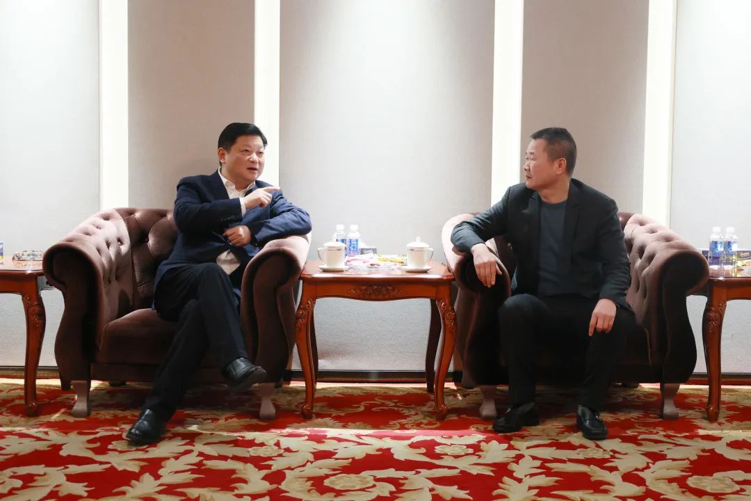 新春第一访!付旭明走访慰问糖果派对官网智能