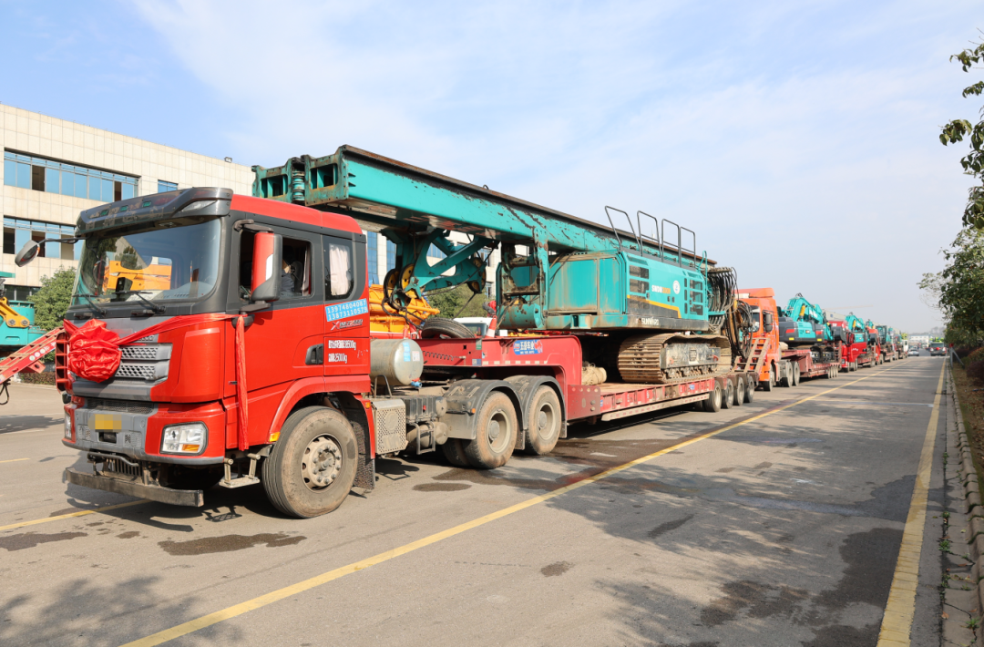 ������ó��ˢ�µĴ������ǹ��ɶԹ������ܶ��ֹ��̻�е�﷫����