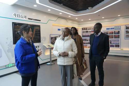 �ǹ��ɶԹ���-׷�󿵽�,����һ������