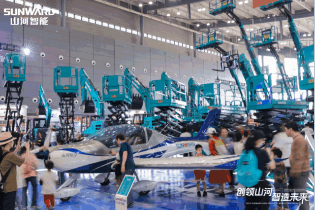 ÉÁׯ2023 CICEE£¡¿´ÌǹûÅɶԹÙÍøÖÇÄÜ¡°Ã÷ÐDzúÆ·¡±ÓжࡰìÅ¡±