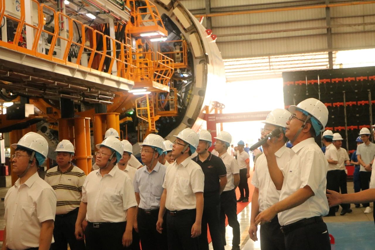 �����ǹ��ɶԹ������۰Ĵ�������̨��ֱ��˫ģ�ܹ����ֳ�����