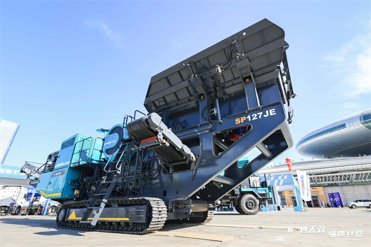 ��������˫���ݺ�˿·���ǹ��ɶԹ������������ʮ�����½����ʿ�ҵ��װ��չ����