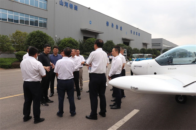 ����Ӧ����������ԮЭЭ��Ԥ�������ָ��ֳ��ձ�һ�е����ǹ��ɶԹ�������