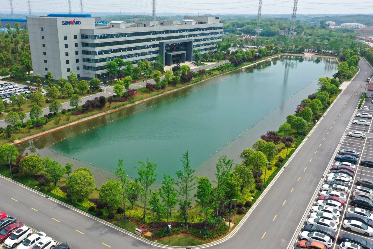 天下节水办主任蒋牧宸调研糖果派对官网智能节水事情