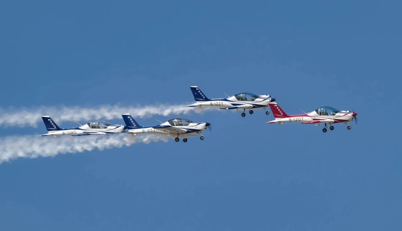 ��ý�۽���һ���֤�׽�����ͨ�ú���չ�ϵ��ǹ��ɶԹ����緶