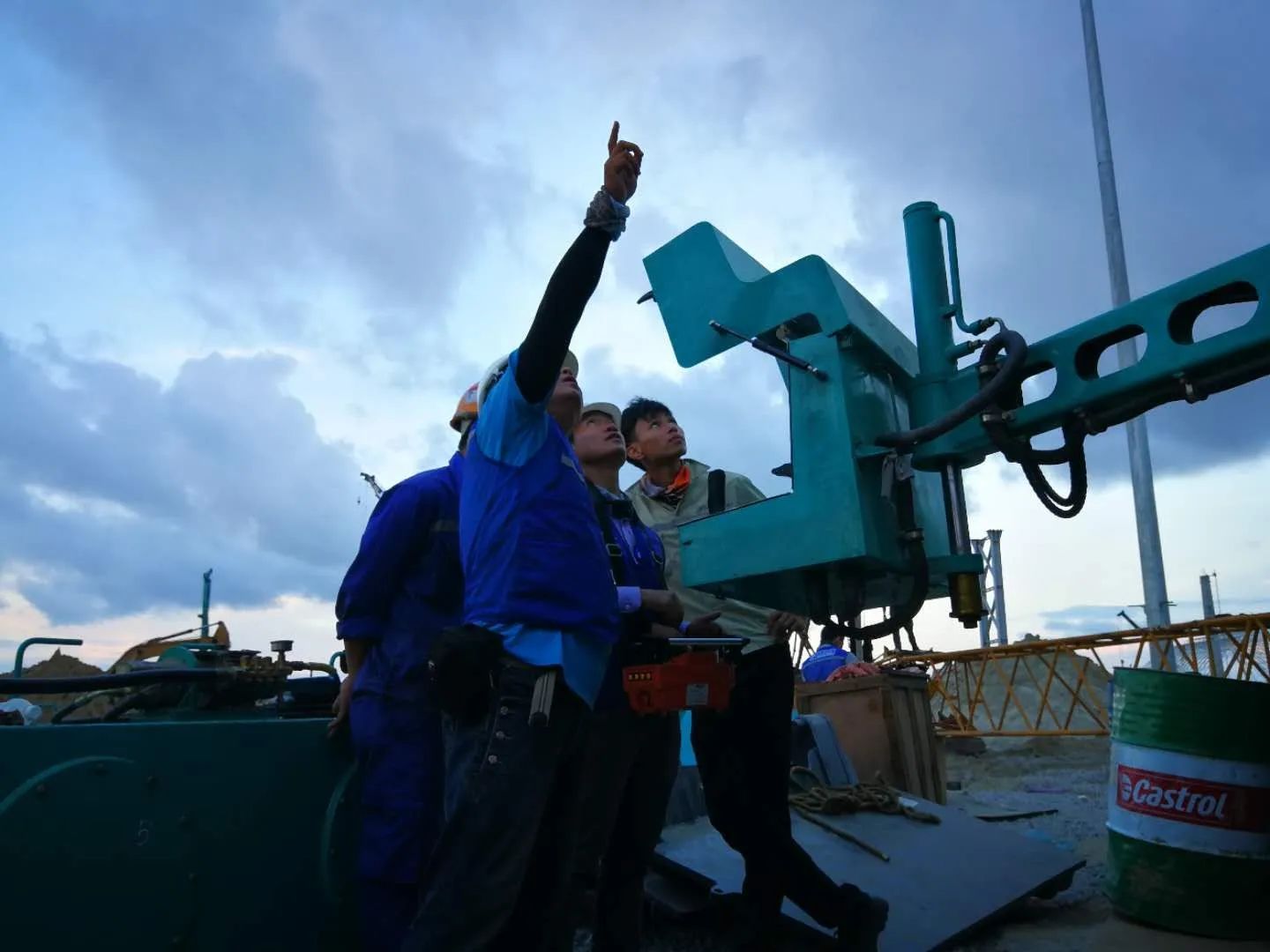 ���ǹ��ɶԹ���������������һ˫���֡��������顢���조�漣��