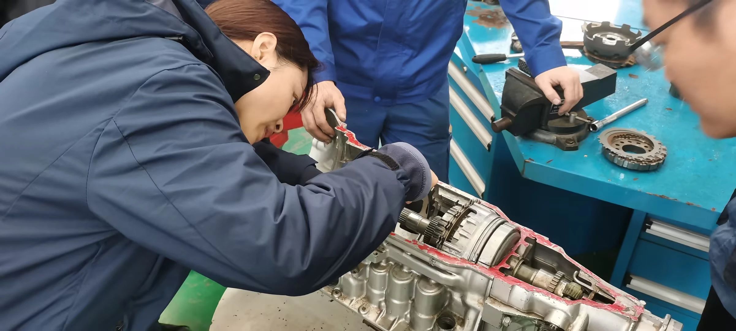 ¸¾Å®½Ú | ĬĬÎÞÎÅorÉÁÉÁ·¢¹â£¡ËýÃÇÖµµÃ±»Íû¼û£¡