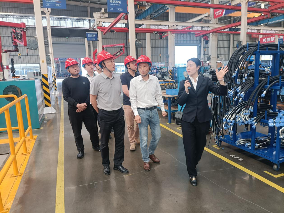 ���������ﾮ��Ӧ����Ԯ�������ƽһ�е����ǹ��ɶԹ�������