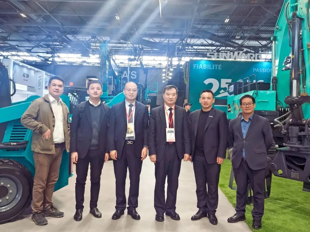 赢战INTERMAT 2024!糖果派对官网智能土方机械深耕全球高端市场