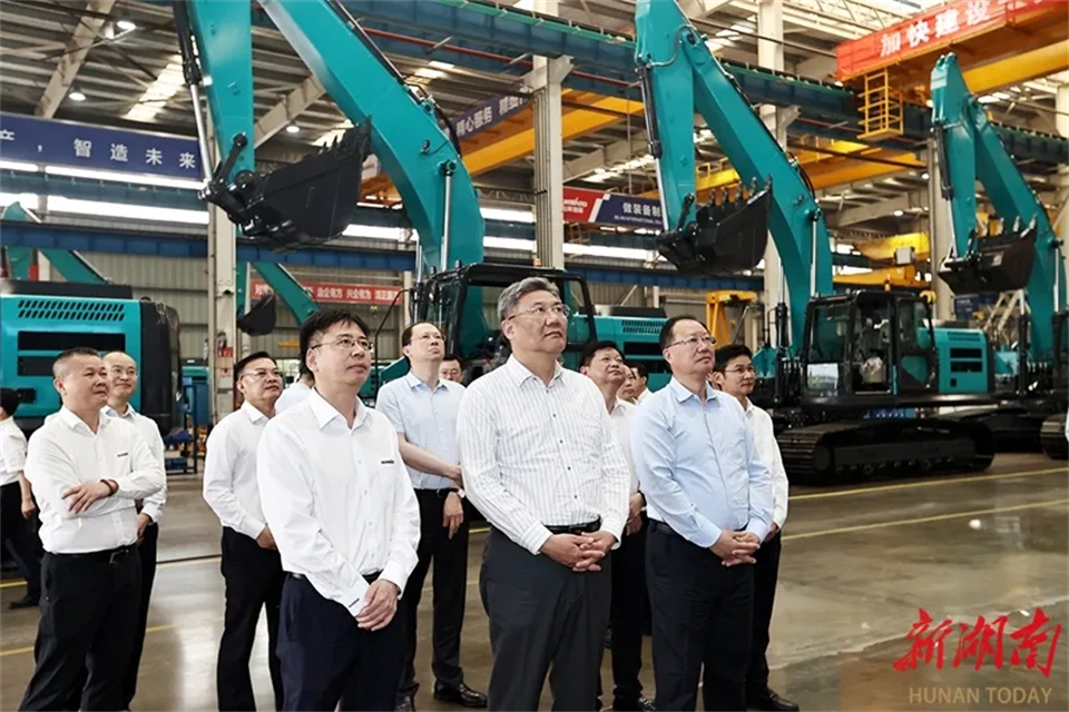 �зǾ�ó��Ⱥ��������������һ��̸�оۻ��ڳ�ɳ�ٿ�