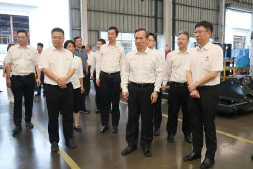 �ǹ��ɶԹ���-׷�󿵽�,����һ������