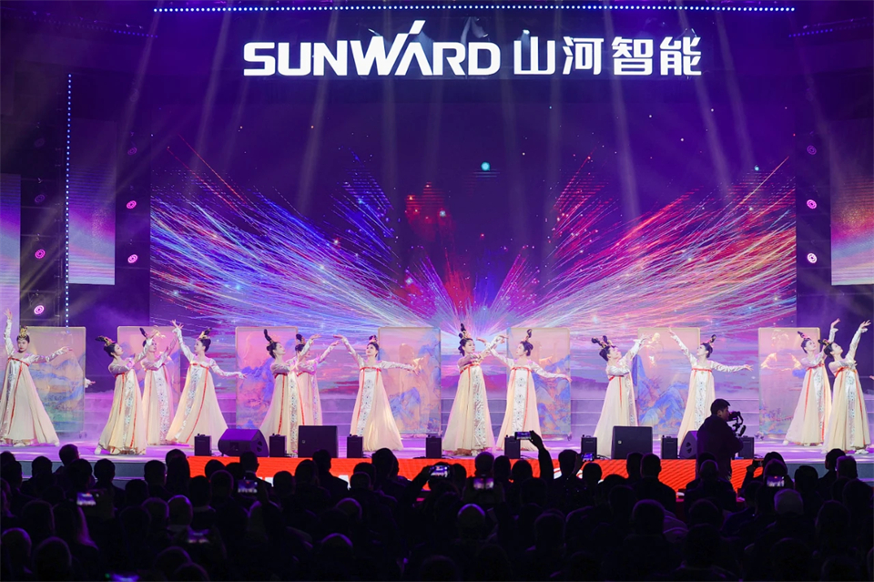 立异引领价值 理想成绩未来——庆祝糖果派对官网智能建设25周年表扬大会暨文艺晚会盛大举行