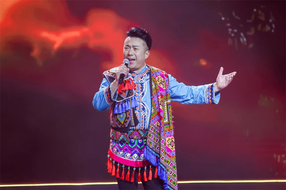 立异引领价值 理想成绩未来——庆祝糖果派对官网智能建设25周年表扬大会暨文艺晚会盛大举行