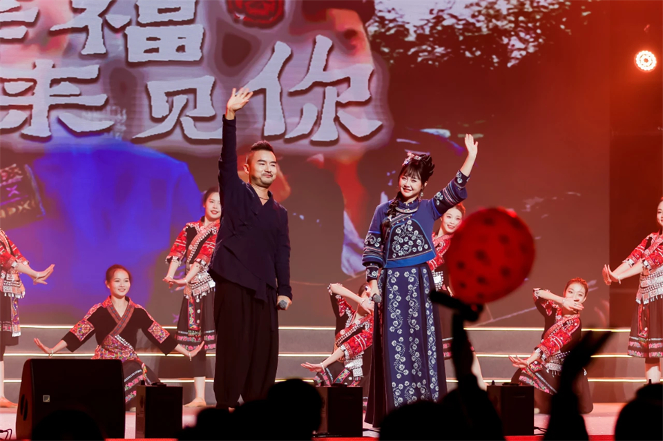 立异引领价值 理想成绩未来——庆祝糖果派对官网智能建设25周年表扬大会暨文艺晚会盛大举行