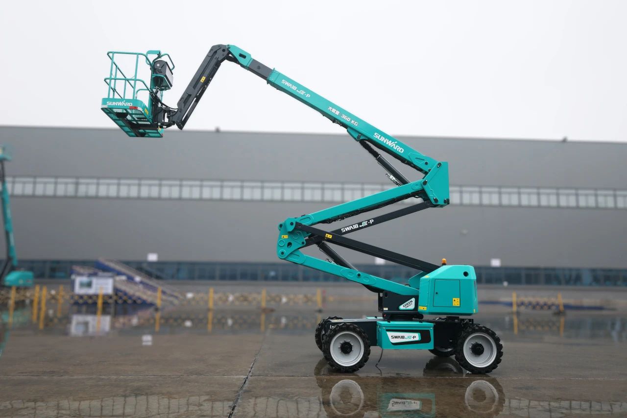 ���ޣ��ǹ��ɶԹ�����������װ���ٵ�CMIIC2024���ǲ�Ʒ��