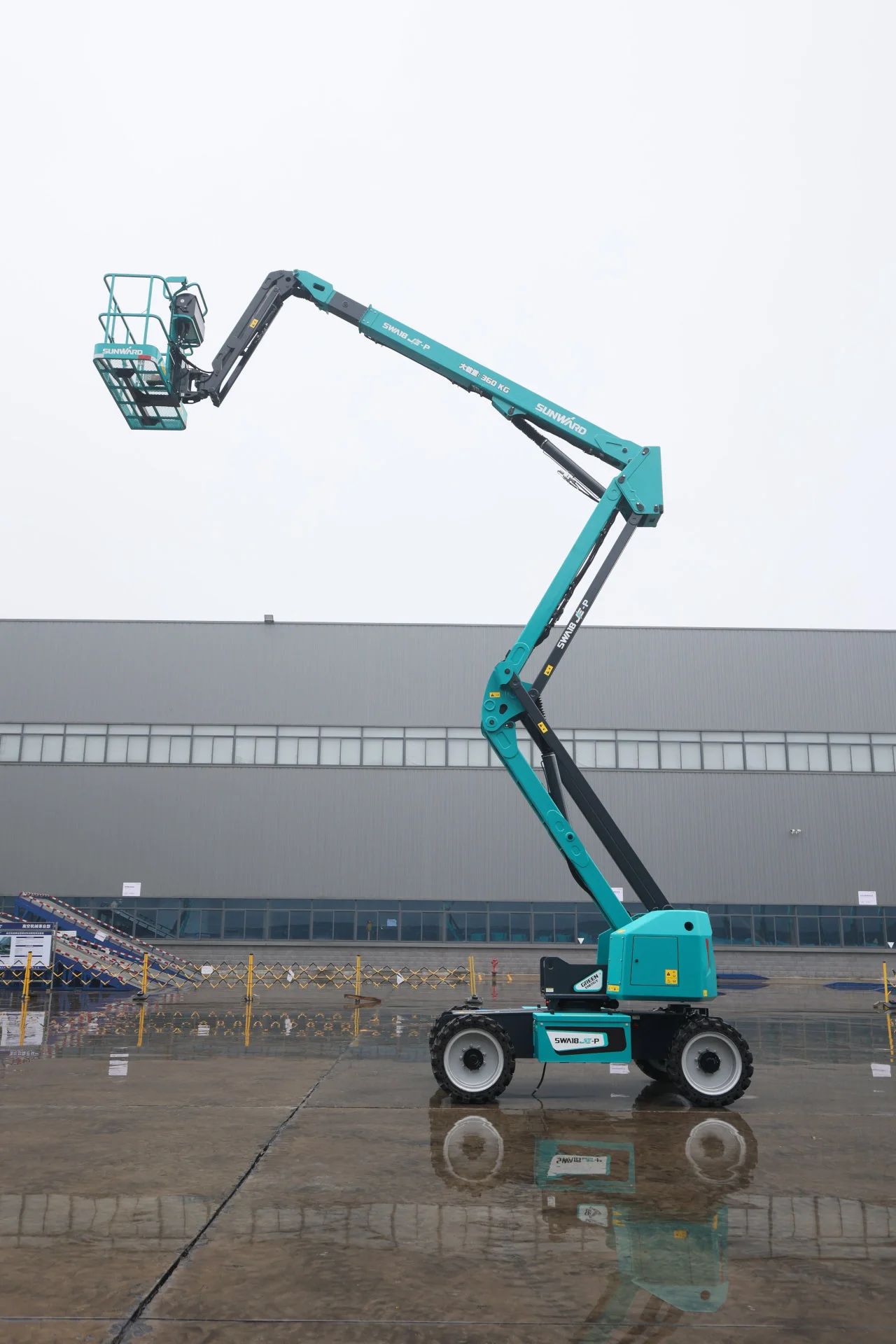 ���ޣ��ǹ��ɶԹ�����������װ���ٵ�CMIIC2024���ǲ�Ʒ��