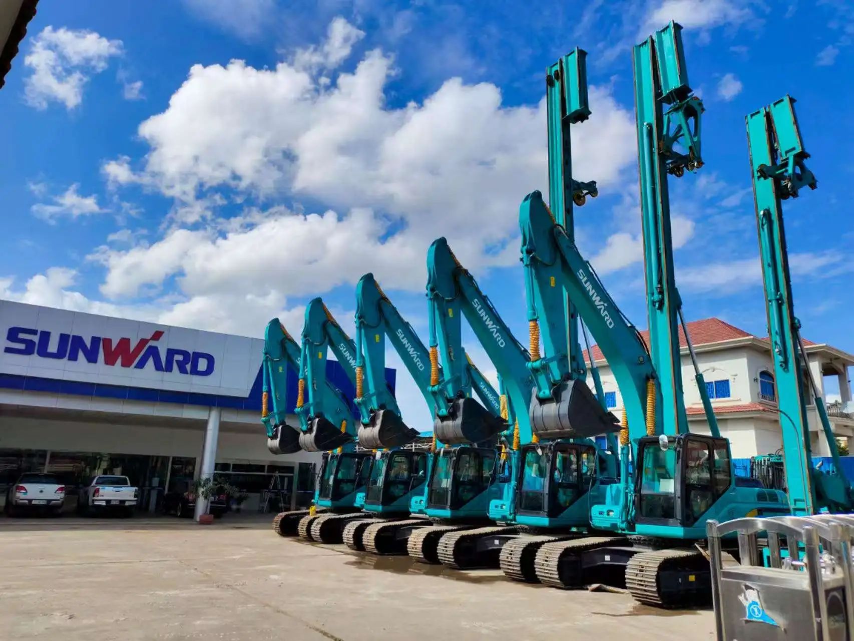 广州工控集团党委书记、董事长景广军率队考察糖果派对官网智能柬埔寨子公司