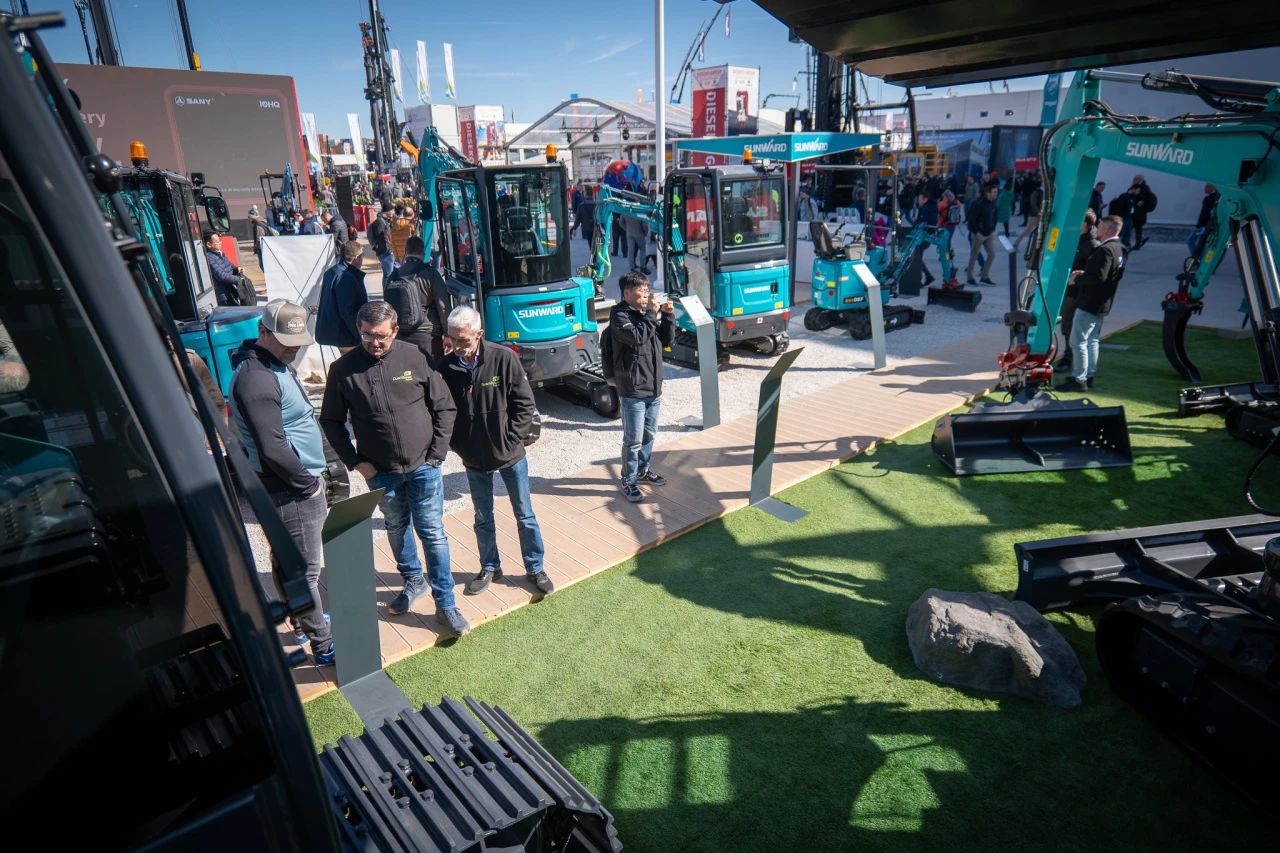 Bauma2025 | ÌǹûÅɶԹÙÍøÖÇÄܵ¹ú±¦ÂíÕ¹»ðÈÈÊÕ¹Ù£¡ÏàÔ¼2025³¤É³Õ¹£¡