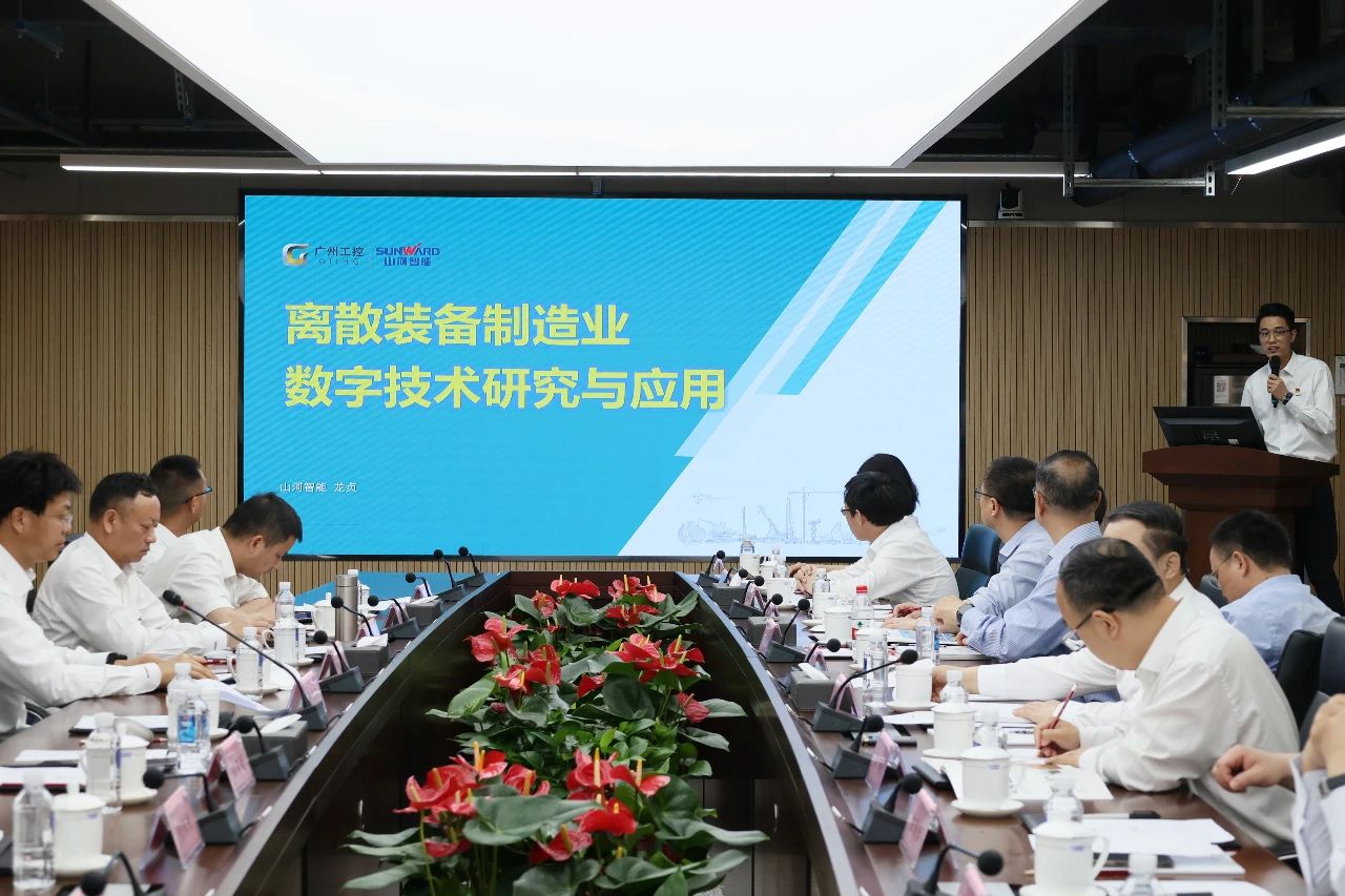 天能控股集团党委书记、董事长张天任率队到访糖果派对官网智能