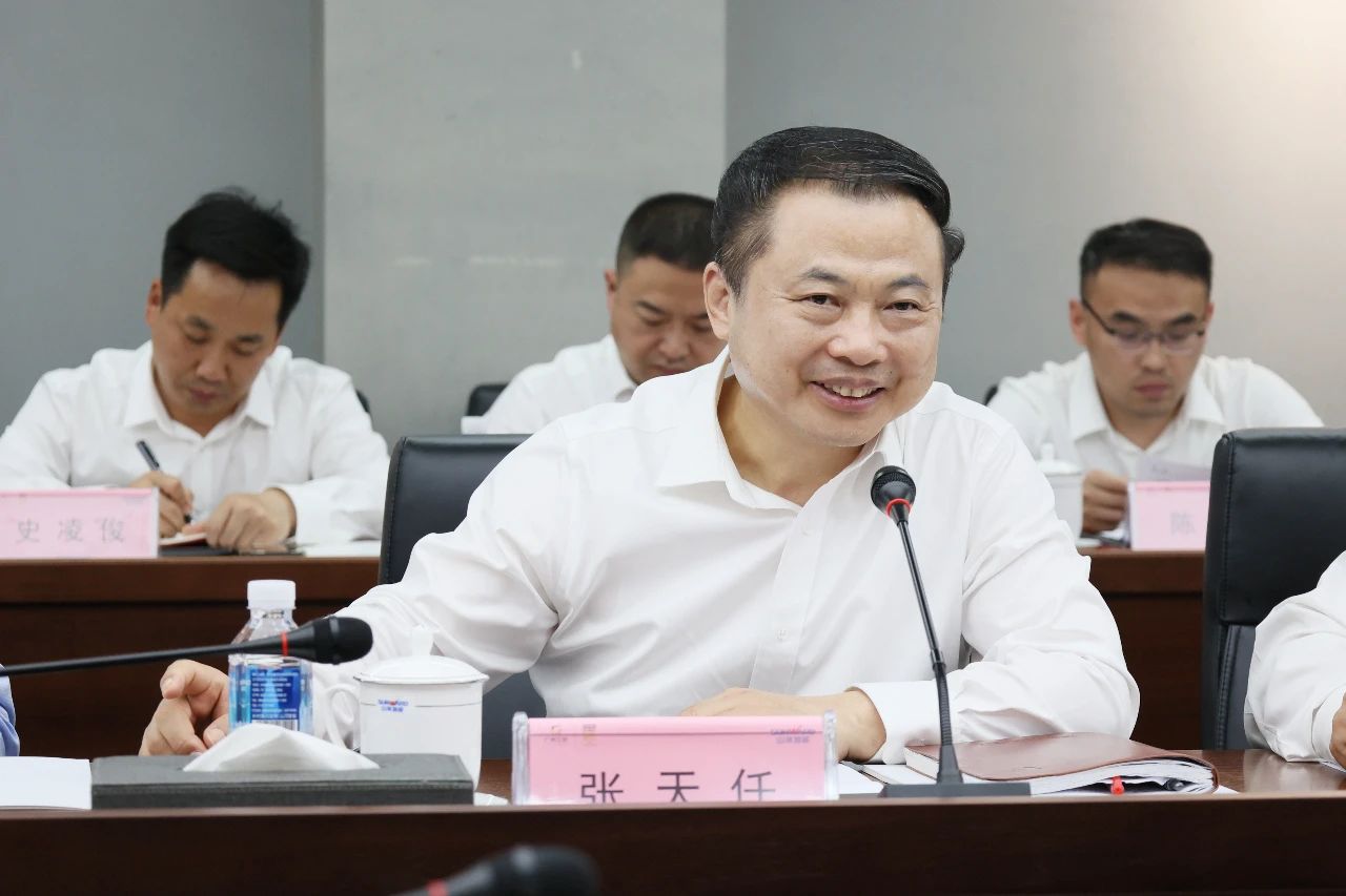天能控股集团党委书记、董事长张天任率队到访糖果派对官网智能