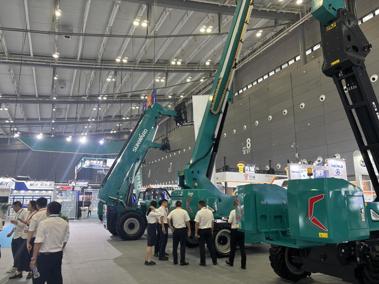 2025 CICEE | ÌǹûÅɶԹÙÍøÖÇÄÜSWT34JE-Pµç¶¯Ö±±Ûʽ¸ß¿Õ×÷ÒµÆ½Ì¨ÖØ°õÐû²¼£¡