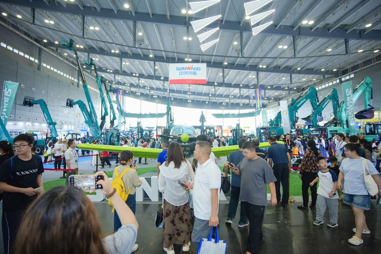 2025 CICEE | Ô²ÂúÊÕ¹Ù£¡ÌǹûÅɶԹÙÍøÖÇÄÜÕ¹ÇøÁÁµã¾«²Ê»ØÊ×