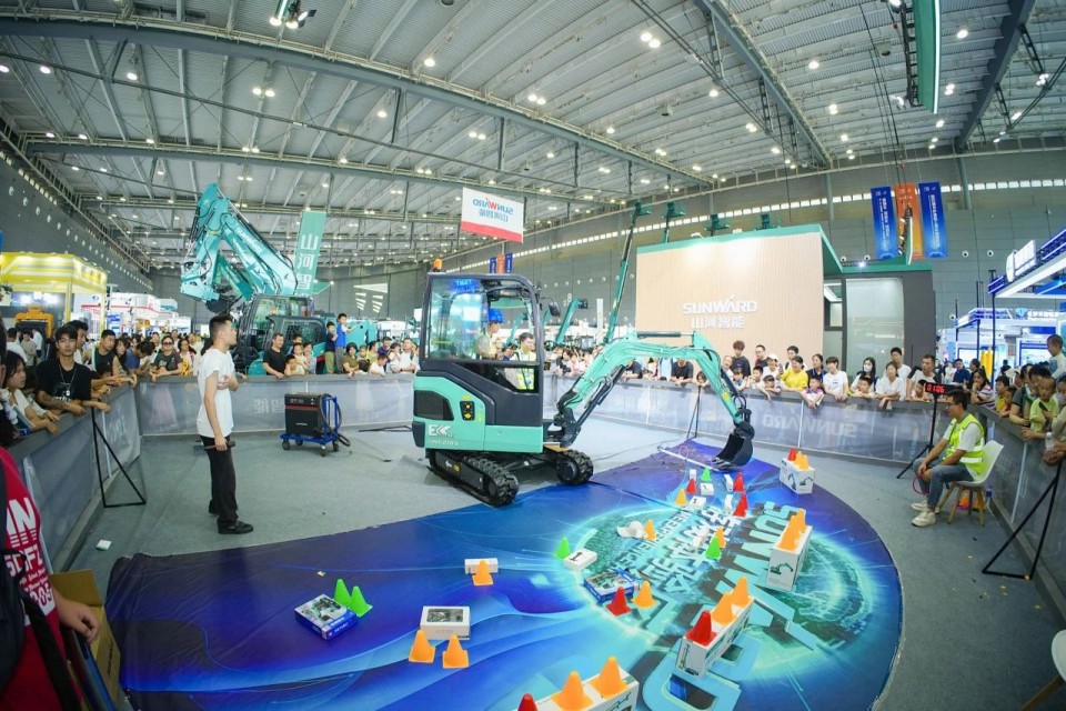 2025 CICEE | Ô²ÂúÊÕ¹Ù£¡ÌǹûÅɶԹÙÍøÖÇÄÜÕ¹ÇøÁÁµã¾«²Ê»ØÊ×