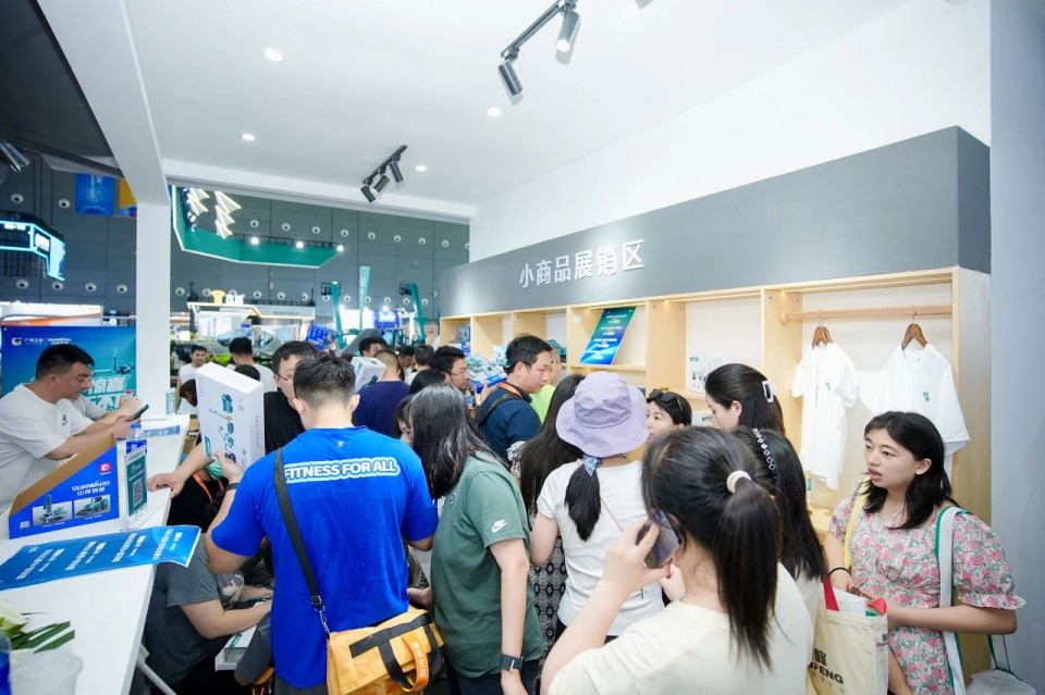 2025 CICEE | Ô²ÂúÊÕ¹Ù£¡ÌǹûÅɶԹÙÍøÖÇÄÜÕ¹ÇøÁÁµã¾«²Ê»ØÊ×