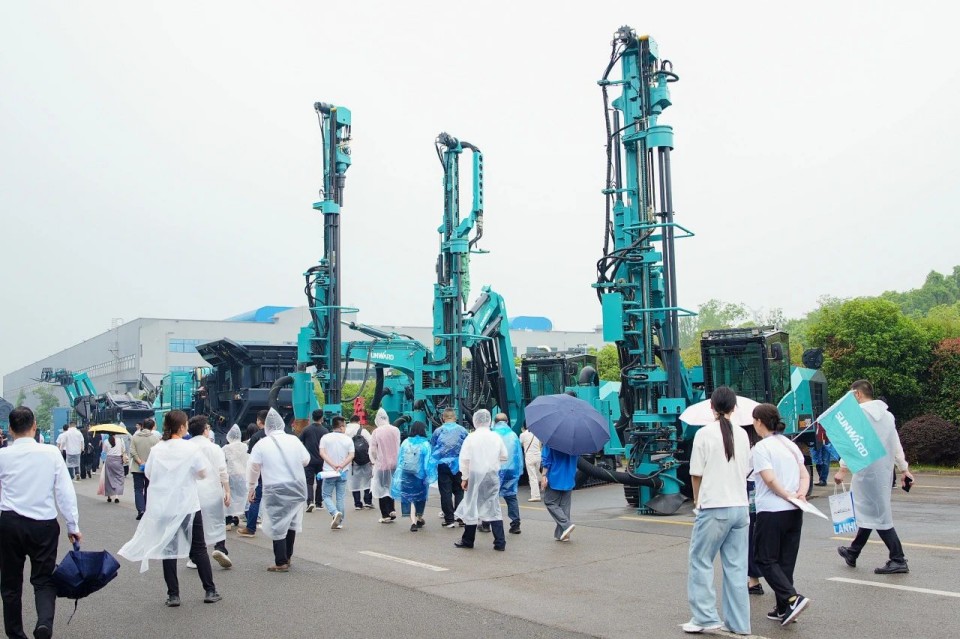 2025 CICEE | Ô²ÂúÊÕ¹Ù£¡ÌǹûÅɶԹÙÍøÖÇÄÜÕ¹ÇøÁÁµã¾«²Ê»ØÊ×