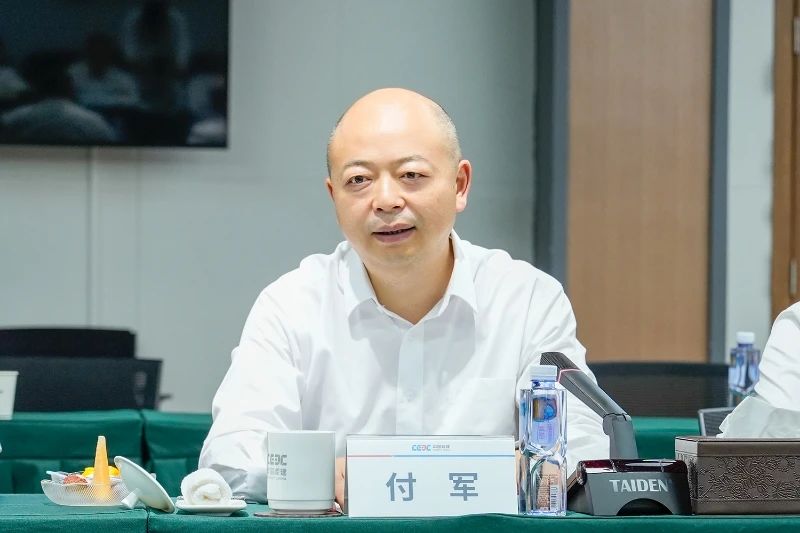 �ǹ��ɶԹ�����������������˾�ս�Ժ�����������װװ������ת���±��