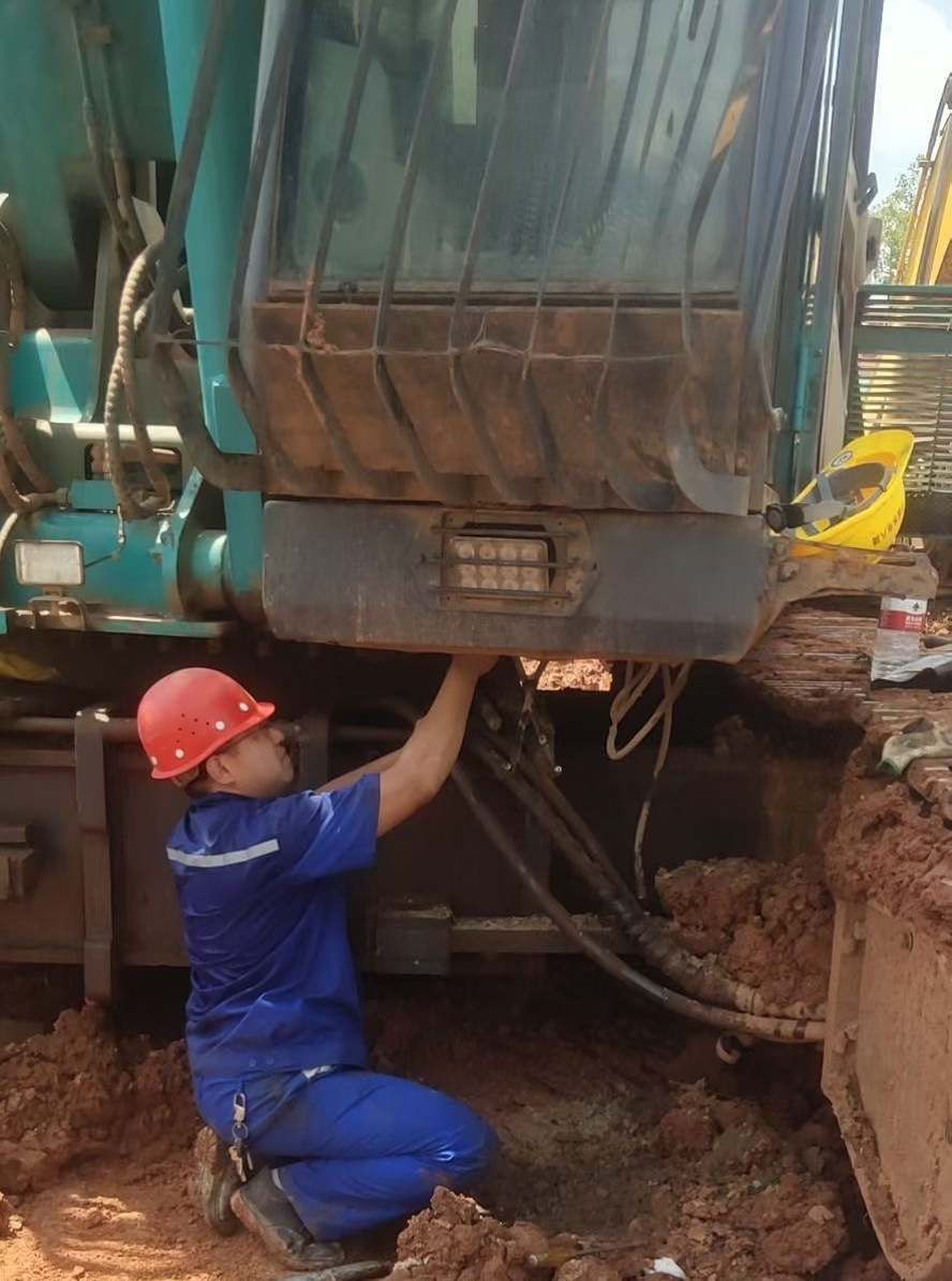 �ǹ��ɶԹ������ܿ�չ��Ʒ���ǹ��ɶԹ��� ר�����񡱺���վ�ͻ��߷��˶���Эͬ̽����ҵ������·��