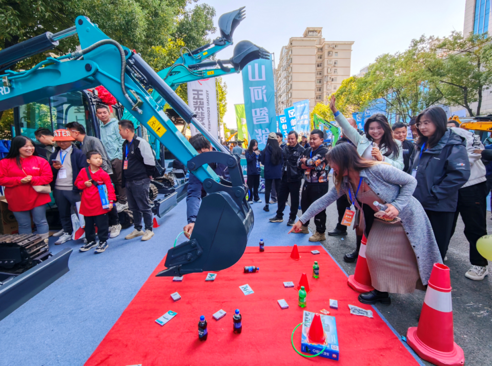 �ǹ��ɶԹ�������΢�ڡ����š������人��������ɫʩ������