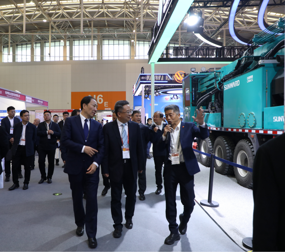 �ǹ��ɶԹ�������Я�֡�ս�Ժ�����顱�й�ú̿�����ܾ־�������2025�й����ʿ�ҵ���