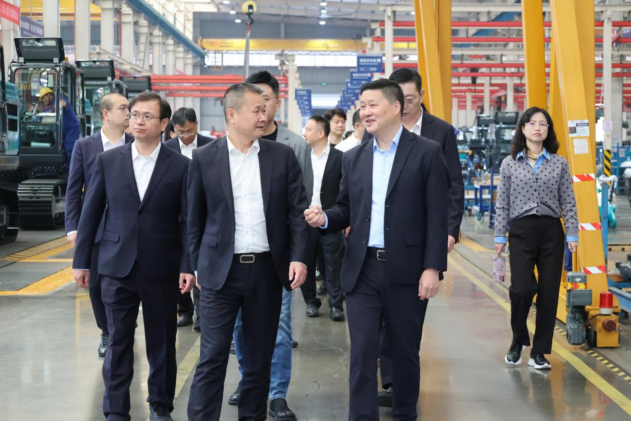 厦门海翼集团总司理金中权到访糖果派对官网智能