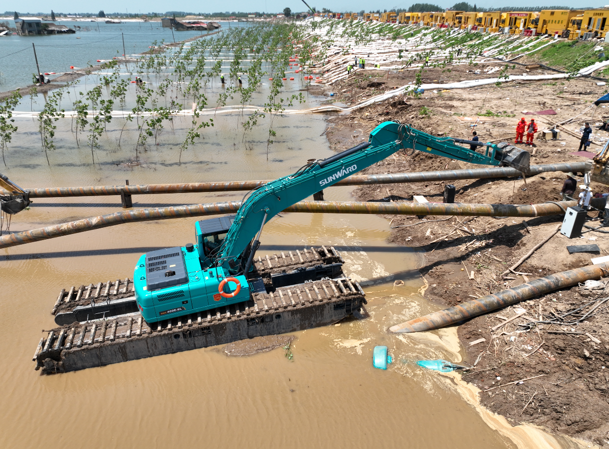 �⽻�������������·����й����������ھ��