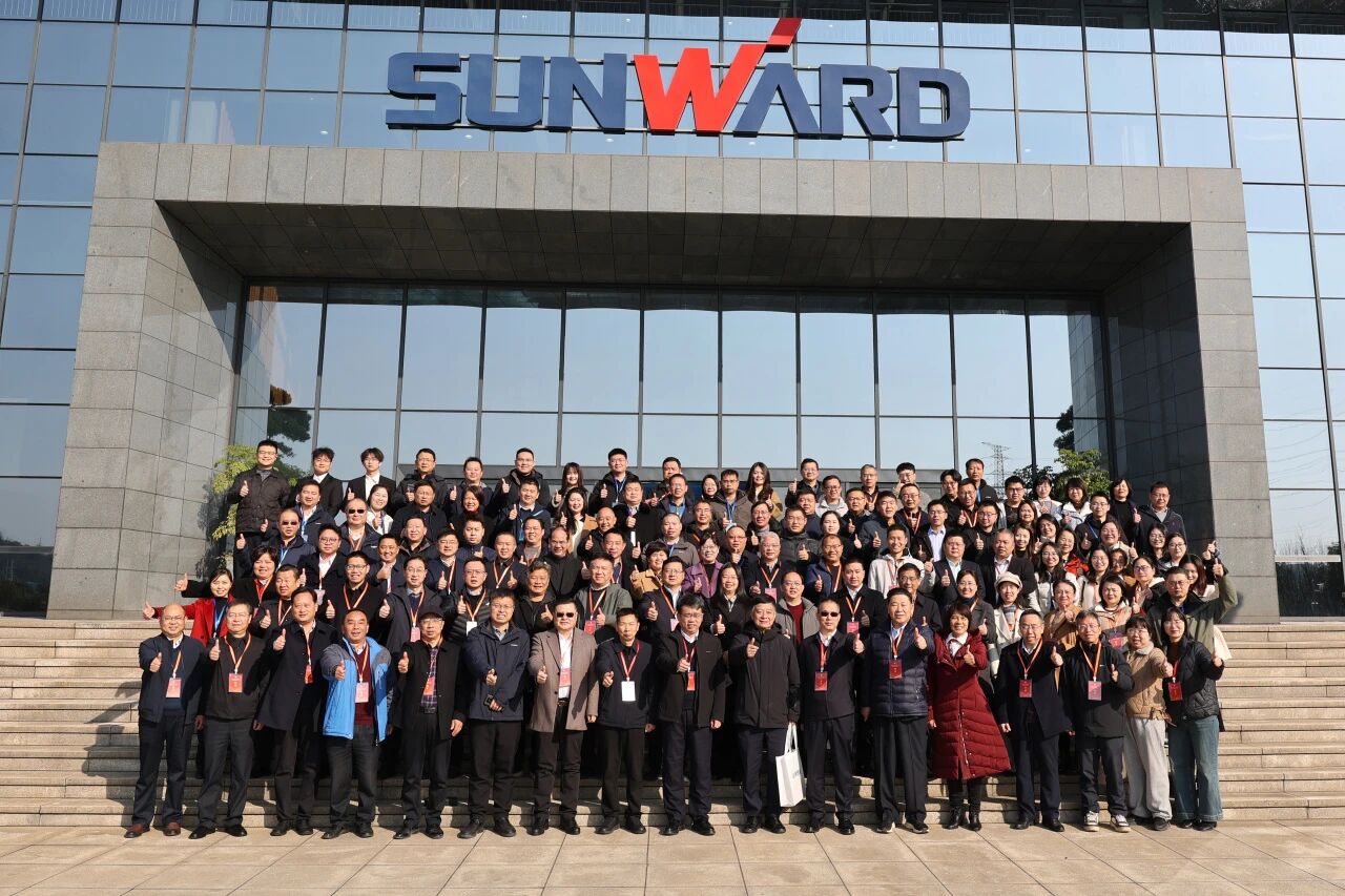 ����ʡ���̹���ѧ��2025��ѧ��������ǹ��ɶԹ�����ҵ�Ǿ���