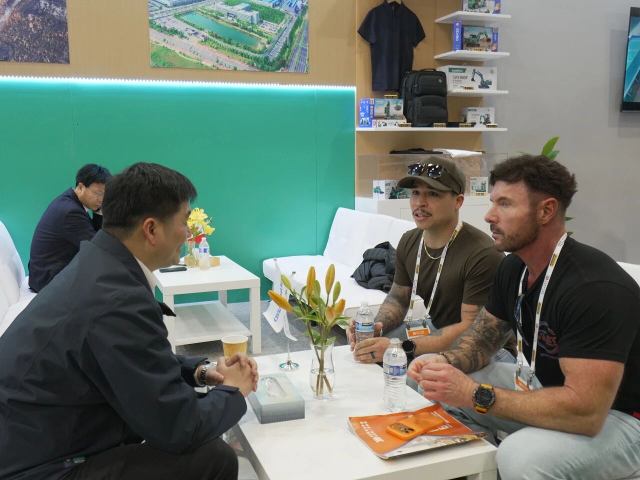 �ǹ��ɶԹ�����������2026������չ����Ʒ�׷�����ע